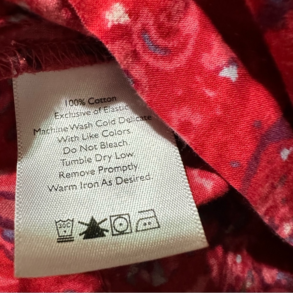 Eddie Bauer Red Paisley Top - Picture 4 of 4